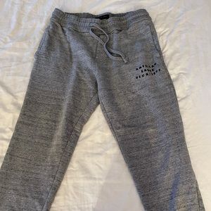 American eagle Grey men’s sweatpants Size Small